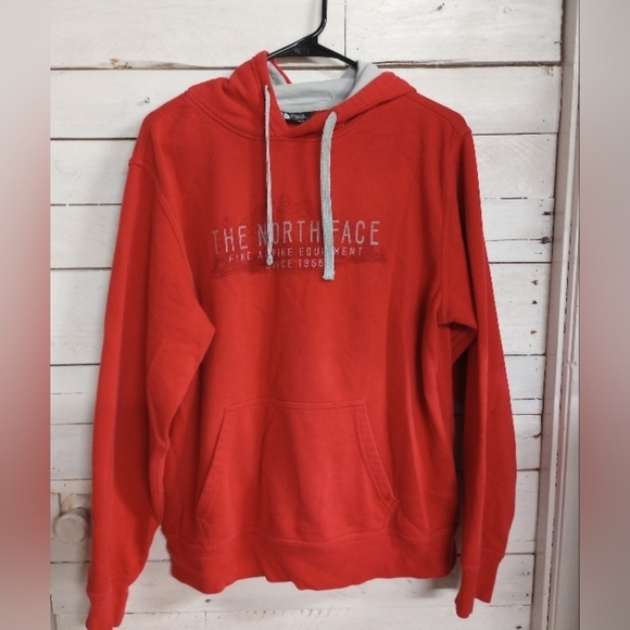 Mens North Face Hoodie Sweatshirt Pullover Size Medium Red Front Logo, Hooded - Picture 1 of 8